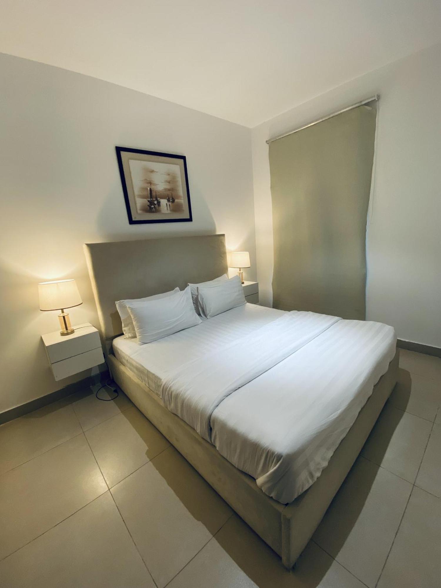 One Constitution Avenue - Apartments By Superhost Stays İslamabad Oda fotoğraf