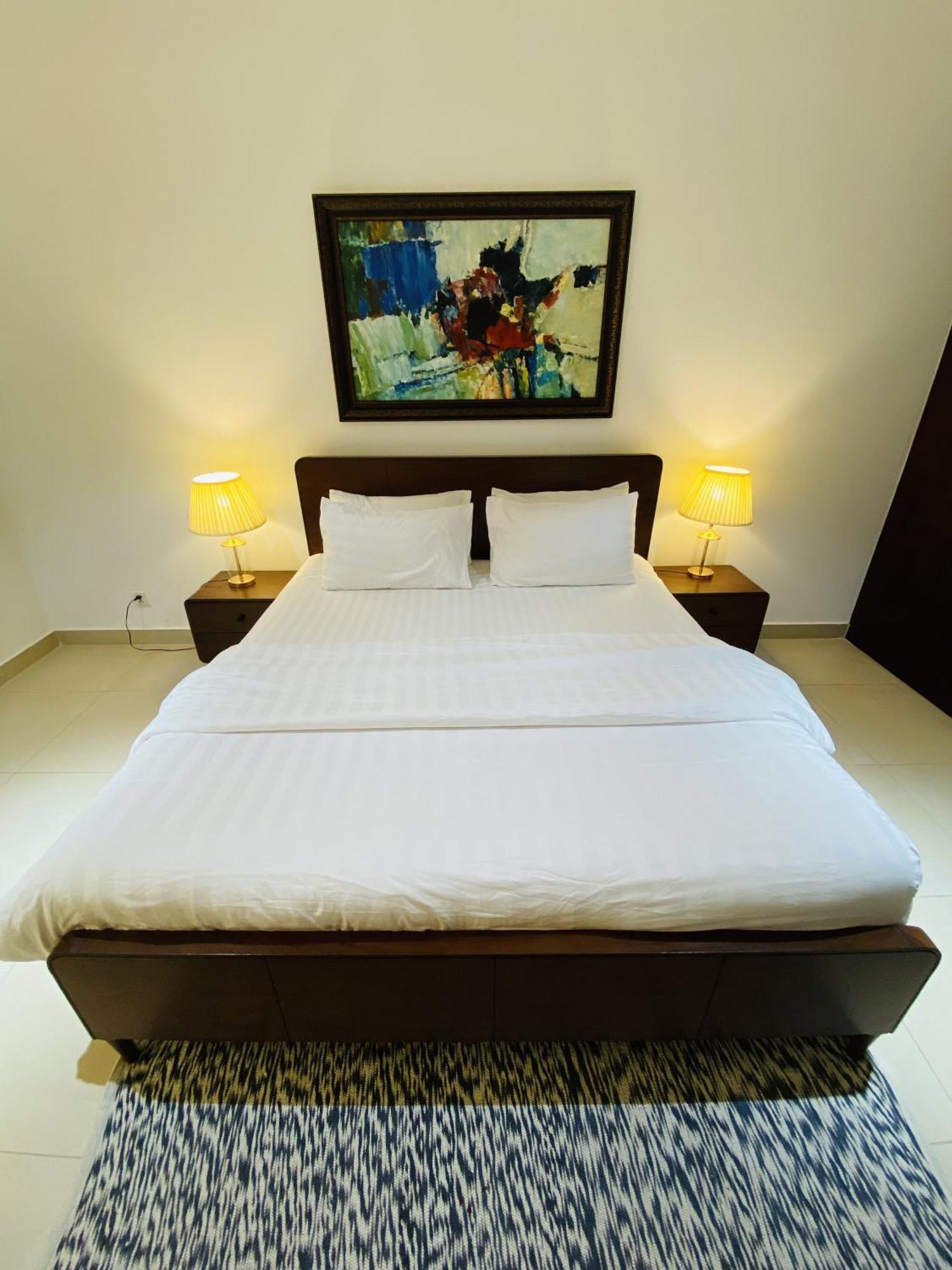 One Constitution Avenue - Apartments By Superhost Stays İslamabad Oda fotoğraf