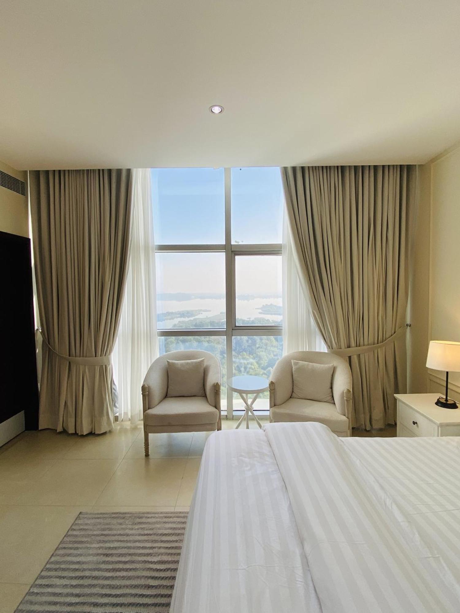 One Constitution Avenue - Apartments By Superhost Stays İslamabad Dış mekan fotoğraf